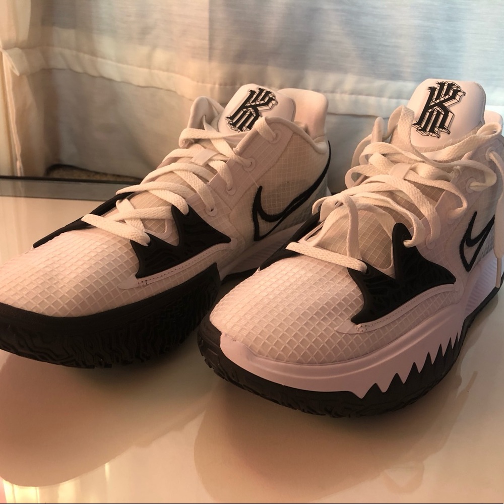Nike Kyrie low 4 TB size 12.5 basketball shoes never worn. Includes original box